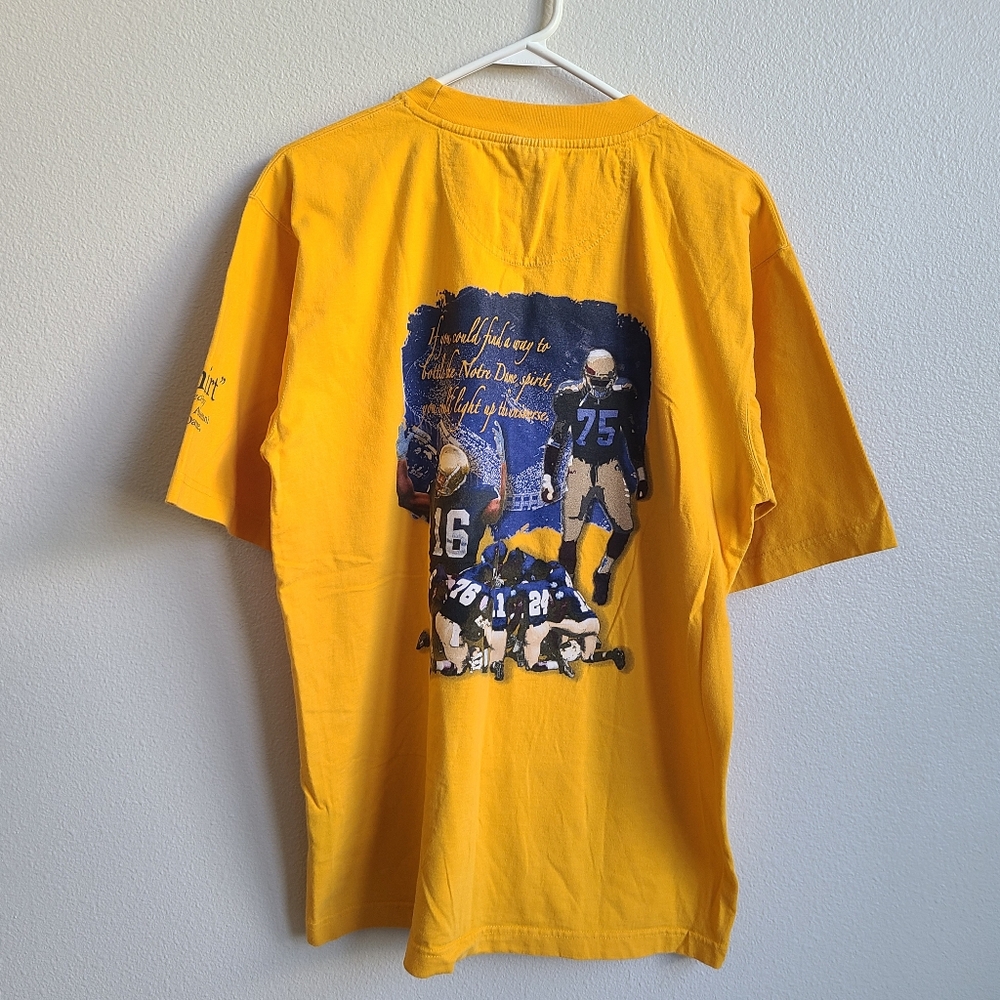 Notre Dame University Football Tee T Shirt Fighting Irish The Spirit Lives Sz M